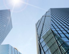 商社業界のオフィスビル